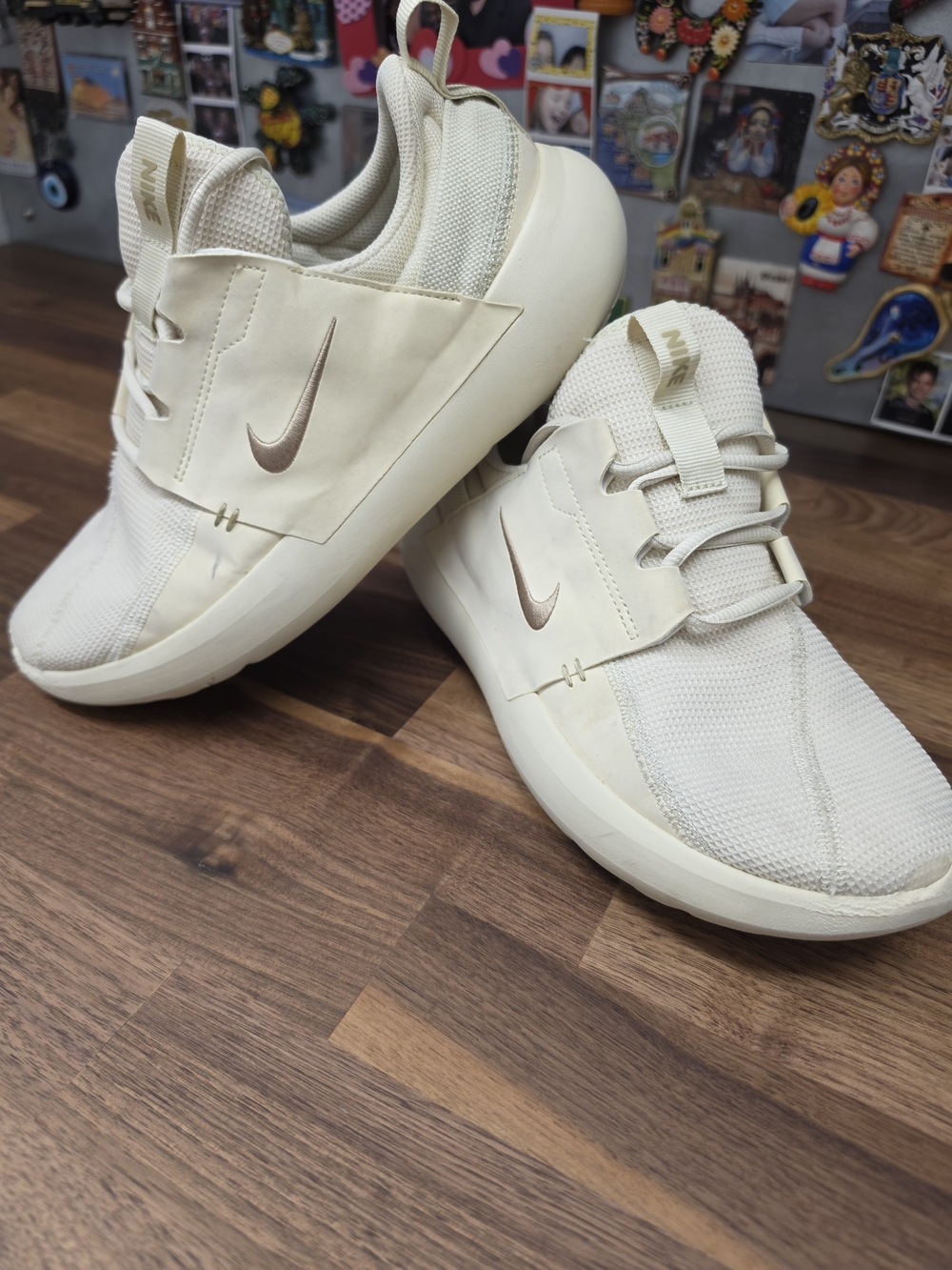 Nike E-Series AD Light Khaki Parachute Beige, Sz 8 US